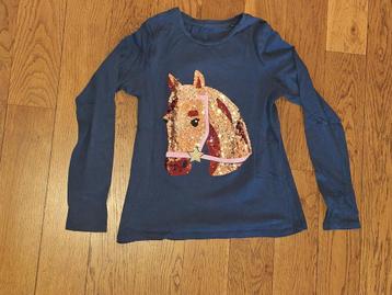 Longsleeve paard maat 146/152 beschikbaar voor biedingen