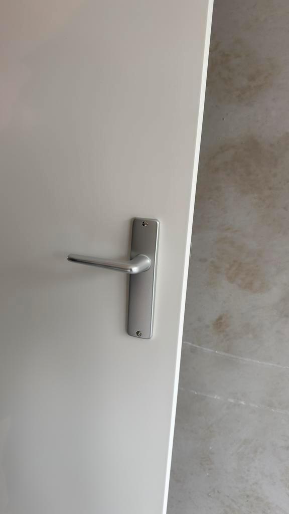 Svedex Opdekdeur 90x232cm incl kozijn - Links Scharnierend, Doe-het-zelf en Verbouw, Deuren en Horren, Zo goed als nieuw, Binnendeur