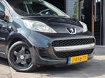 Peugeot 107 1.0-12V Black & Silver|AIRCO|LMV|AUX|ELEK RAMEN, Auto's, Peugeot, Voorwielaandrijving, Euro 5, Stof, Gebruikt