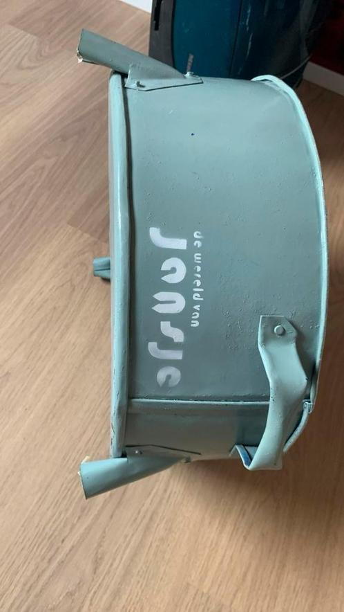 Geweldige metalen bak van “Uit de wereld van Jansje”, Huis en Inrichting, Woonaccessoires | Schalen en Manden, Gebruikt, Ophalen of Verzenden