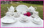 Brocant omtbijtservies high tea servies bordjes kopjes Epiag, Ophalen of Verzenden
