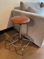 LEUKE VINTAGE KRUK MET COGNAC KUNSTLEER BARKRUK INDUSTRIEEL, Ophalen of Verzenden, Zo goed als nieuw, Hout