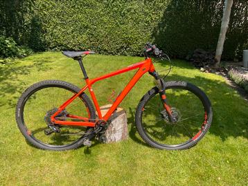 Cube Reaction Race 2018 frame maat 19 beschikbaar voor biedingen
