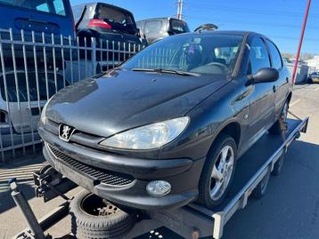 Peugeot 206 1.4 Forever 2007 veel onderdelen voorradig  beschikbaar voor biedingen