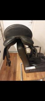 Dressuurzadel Wintec 500 Hart 17,5", Dieren en Toebehoren, Paarden en Pony's | Zadels, Ophalen of Verzenden, Gebruikt, Dressuur