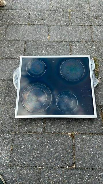 Etna keramische kookplaat beschikbaar voor biedingen