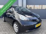 Toyota Aygo 1.0-12V + Navi Uitvoering / 5Drs, Voorwielaandrijving, 4 stoelen, Origineel Nederlands, Bedrijf