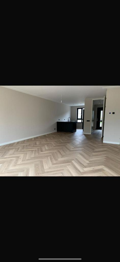 Komende 2 weken €10 per m2 korting PVC visgraat incl. leggen, Huis en Inrichting, Stoffering | Vloerbedekking, Nieuw, Beige, 75 m² of meer