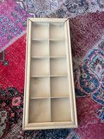 Vintage vitrinekastje wandkastje letterbak wanddecoratie, Huis en Inrichting, Kasten | Vitrinekasten, Gebruikt, Minder dan 100 cm