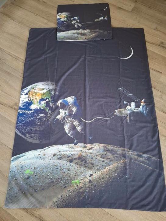 Dekbedovertrek 140x200cm. Ruimte, Huis en Inrichting, Slaapkamer | Beddengoed, Zo goed als nieuw, Dekbedovertrek, Eenpersoons