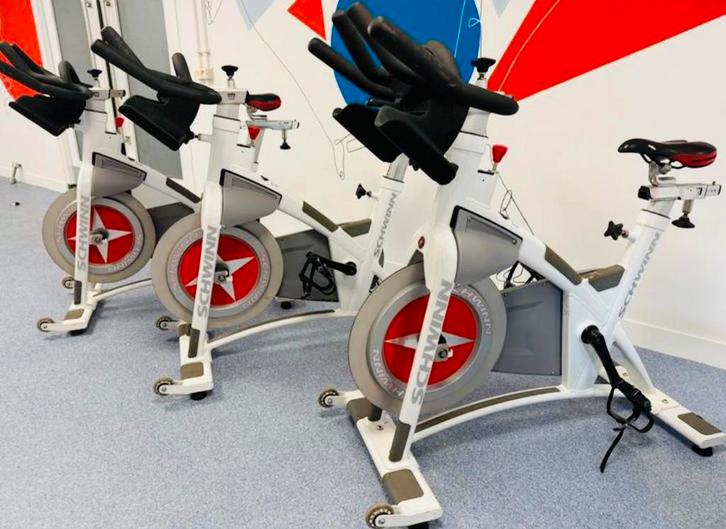 SCHWINN SPINNING BIKE, Sport en Fitness, Fitnessmaterialen, Zo goed als nieuw, Overige typen, Ophalen of Verzenden