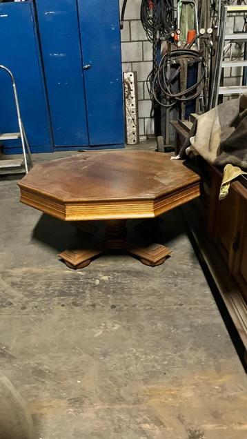 eiken geloogde salontafel beschikbaar voor biedingen