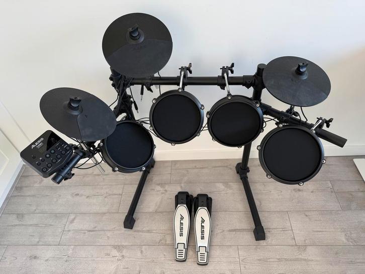 Alesis Turbo Mesh Kit - Zo goed als nieuw!--- VERKOCHT, Muziek en Instrumenten, Drumstellen en Slagwerk, Zo goed als nieuw, Overige merken