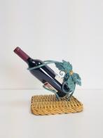 Vintage wijnfleshouder wijnblad gevlochten rotan Regency ‘60, Huis en Inrichting, Woonaccessoires | Overige, Gebruikt, Ophalen of Verzenden
