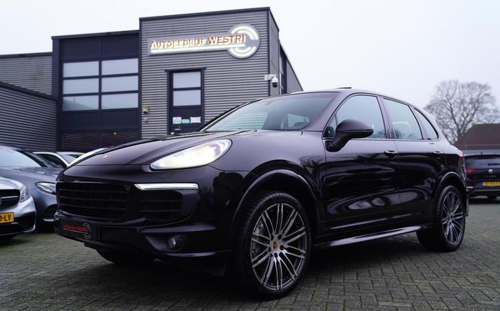 Porsche Cayenne 4.2 D S | Panorama | Luchtvering | Xenon | F, Auto's, Porsche, Bedrijf, Te koop, Cayenne, 360° camera, 4x4, ABS