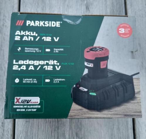 Parkside accu 2Ah / 12V en oplader 2,4A / 12V, nieuw., Doe-het-zelf en Verbouw, Gereedschap | Machine-onderdelen en Toebehoren