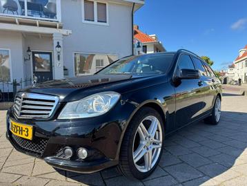 Mercedes C250 BE Estate spec leer/ autom dealer onderh!!! beschikbaar voor biedingen