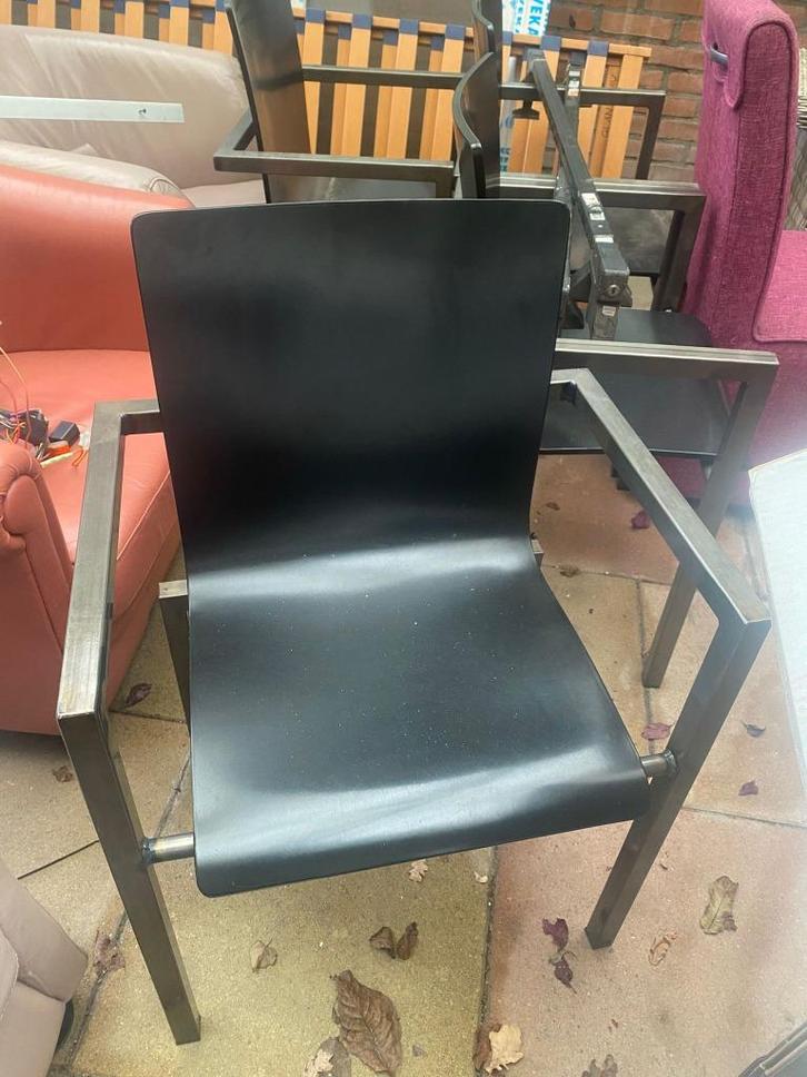 Industriele eettafel met stoelen en bijpassende salontafel, Huis en Inrichting, Tafels | Eettafels, Gebruikt, 50 tot 100 cm, 200 cm of meer