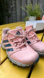 Kunstgras Korfbal of hockey schoenen adidas mt 31, Ophalen of Verzenden, Zo goed als nieuw, Overige typen, Adidas