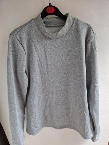 Grijze thermo fleece top maat xl beschikbaar voor biedingen