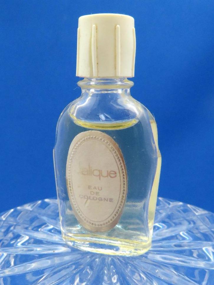 Mini - ASTOR - Jalique - 3,5ml - edc - 4,9cm, Verzamelen, Parfumverzamelingen, Gebruikt, Miniatuur, Gevuld, Ophalen of Verzenden