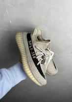 Yeezy Slate maat 41.  Nieuw in doos, Ophalen of Verzenden, Nieuw, Overige kleuren