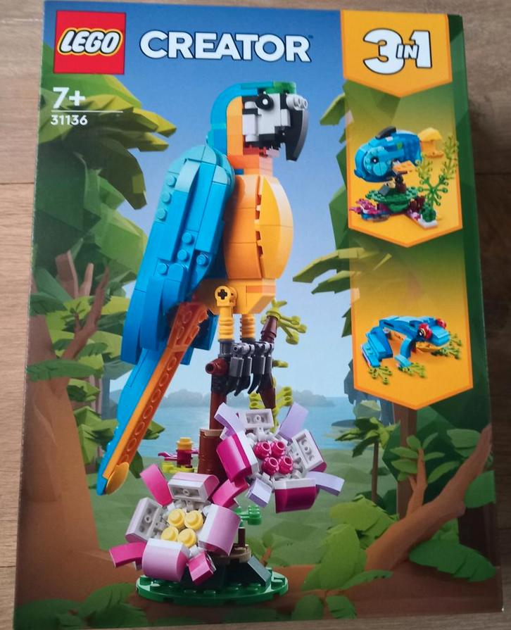 NIEUW LEGO CREATOR 31136 papegaai, vis, kikker in 1 set, Kinderen en Baby's, Speelgoed | Duplo en Lego, Nieuw, Lego, Complete set