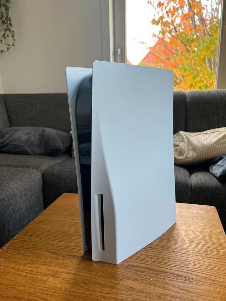 PS5 disc version upgraded with M.2 SSD, Spelcomputers en Games, Spelcomputers | Sony PlayStation 5, Zo goed als nieuw, Playstation 5