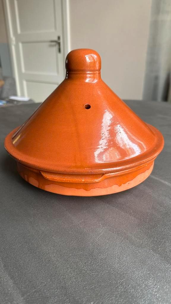 Tajine van aardewerk, Huis en Inrichting, Keuken | Potten en Pannen, Gebruikt, Overige materialen, Ophalen of Verzenden