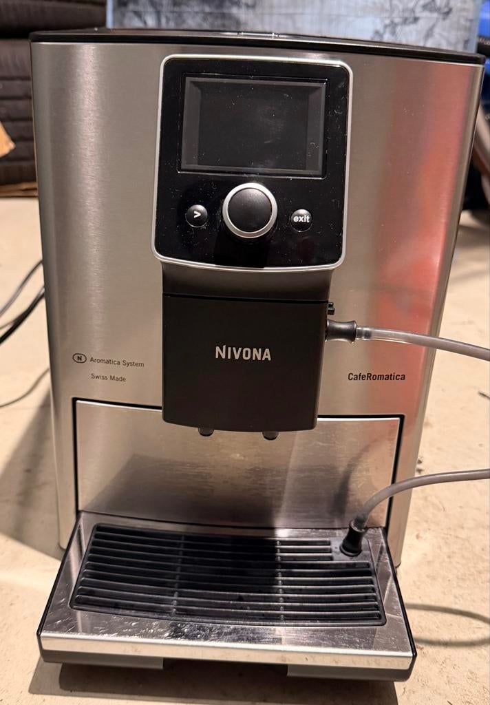 Nivona NICR 825 koffiemachine - Topconditie!, Witgoed en Apparatuur, Koffiezetapparaten, Afneembaar waterreservoir, Espresso apparaat