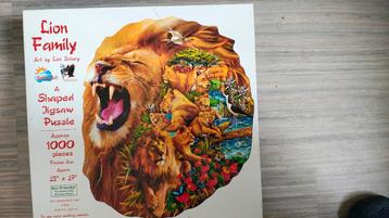 2 leuke vorm puzzels van het merk Sunsout beschikbaar voor biedingen