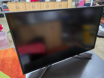 Asus XG43 uq 43 inch gaming monitor beschikbaar voor biedingen