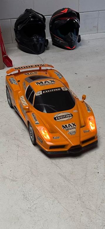 Bestuurbare auto Ferrari Enzo 75 cm lang beschikbaar voor biedingen