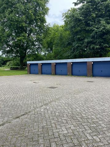 Garagebox met elektra te huur of te koop–Verdiweg,Amersfoort beschikbaar voor biedingen