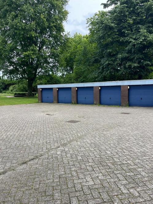Garagebox met elektra te huur of te koop–Verdiweg,Amersfoort, Huizen en Kamers, Garages en Parkeerplaatsen, Utrecht