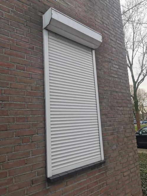 rolluik1 aluminium rolluik 98,5x162cm wit handbediend, Doe-het-zelf en Verbouw, Rolluiken, Gebruikt, 150 tot 200 cm, Minder dan 100 cm