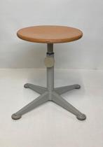 Nette kruk / architecten kruk jaren 50/60 Friso Kramer, Ophalen of Verzenden, In hoogte verstelbaar, Zo goed als nieuw, Hout