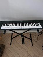 Yamaha Piaggero NP-12 met standaard en pedaal, Muziek en Instrumenten, Keyboards, 61 toetsen, Yamaha, Ophalen of Verzenden, Zo goed als nieuw
