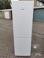 Bosch KGV36UW30 combikoelkast 186cm A++, 200 liter of meer, Met aparte vriezer, Zo goed als nieuw, Energieklasse A of zuiniger