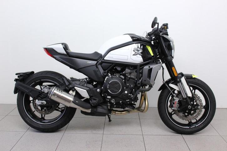 CFMOTO CL-X 700 SPORT (bj 2024), Motoren, Motoren | CFMOTO, Bedrijf, Naked bike, meer dan 35 kW, ABS, Cruise Control, Traction Control