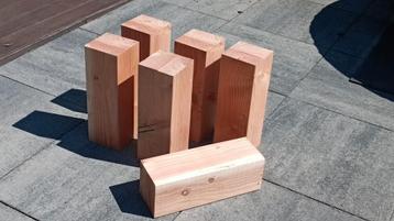 houten sokkel, display, pilaar 40cm hoog 14x14cm beschikbaar voor biedingen
