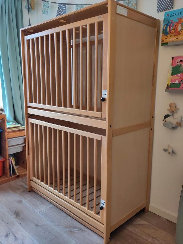Mooi houten duo ledikant, Kinderen en Baby's, Kinderkamer | Bedden, Zo goed als nieuw, Minder dan 140 cm, Minder dan 70 cm, Matras