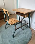 Vintage Frans schoolbureau van Delagrave, Huis en Inrichting, Bureaus, Ophalen, Bureau