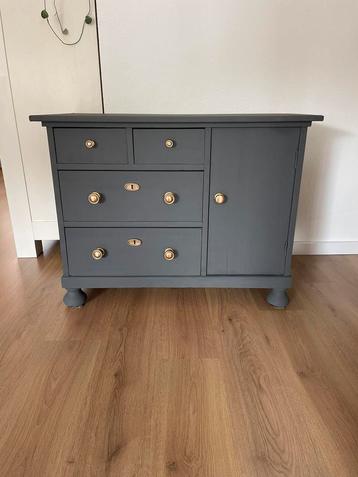 Antieke Ladenkast Opbergkast Commode  Halkast Brocante  beschikbaar voor biedingen