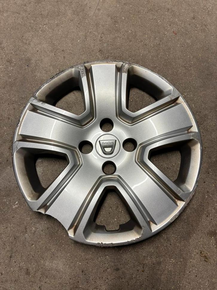 Wieldop Dacia Logan, Sandero, Auto diversen, Wieldoppen, Gebruikt, Ophalen of Verzenden