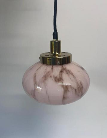 Vintage hanglamp roze gemarmerde lamp goud armatuur beschikbaar voor biedingen