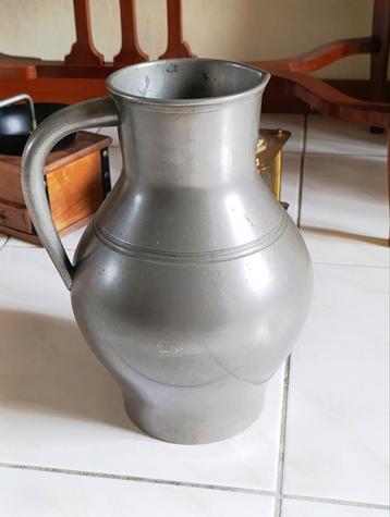 

Antieke grote schenkkan/wijnkan, tin, Art Deco eyecatcher beschikbaar voor biedingen
