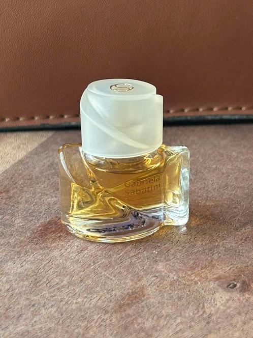 Gabriela Sabatini miniatuur 3ml EDP, Verzamelen, Parfumverzamelingen, Nieuw, Miniatuur, Gevuld, Ophalen of Verzenden