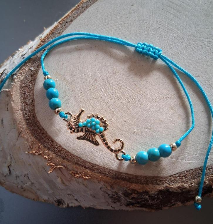 geluks armbandje zeepaardje turquoise kraaltjes, Sieraden, Tassen en Uiterlijk, Armbanden, Nieuw, Overige materialen, Blauw, Ophalen of Verzenden