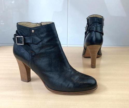 Triver Flight geheel leer zwart laarsjes met hoge hak mt 40, Kleding | Dames, Schoenen, Zo goed als nieuw, Lage of Enkellaarzen